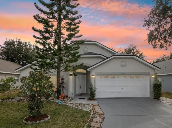 221 Garberia Dr, Davenport, FL 33837