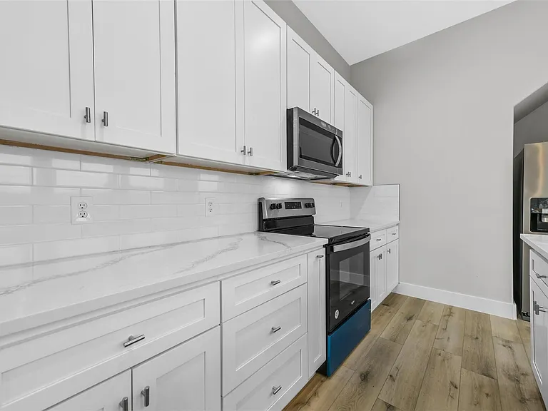 2505 Birmingham Ave — Photo 5