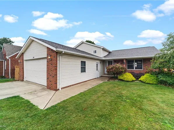 935 E 214th St, Euclid, OH 44119