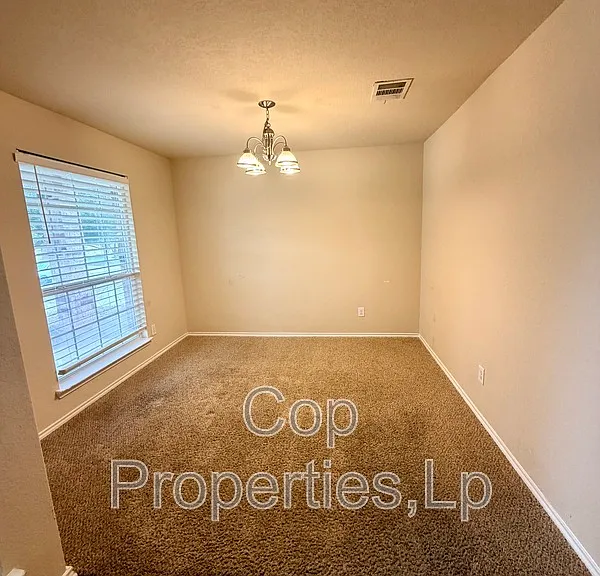 741 Clearbrook Ave — Photo 17
