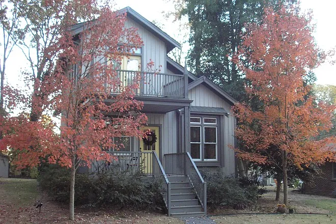 2623 Woodridge Dr — Photo 9