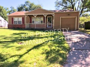 1229 E Cloverdale Dr, Wichita, KS 67219