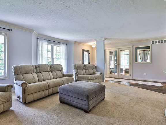 5th image of 1664 Greenlawn Way Lot 3073