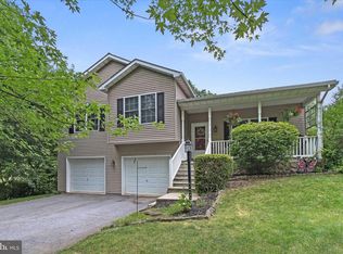 2115 Eden Rd, York, PA 17406