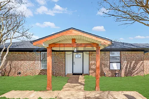 2404 State Highway 289 Photo 1