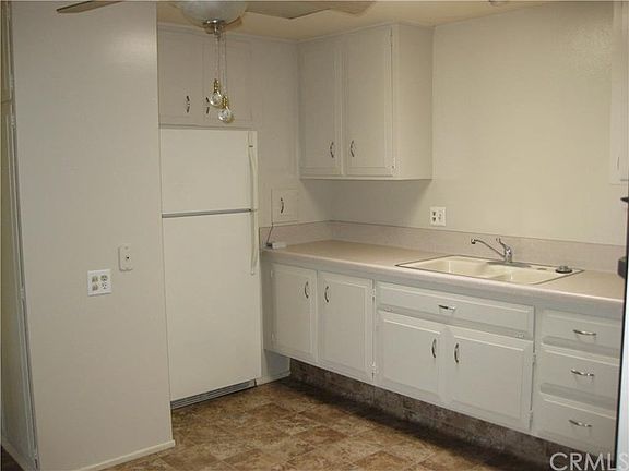 4th image of 13790 Saint Andrews Dr APT 51A