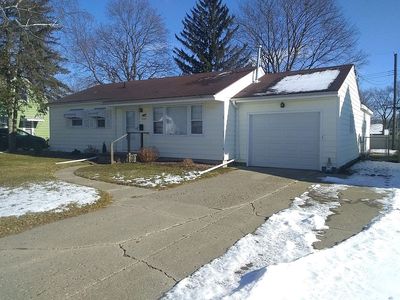 4601 Alpha St, Lansing, MI, 48910