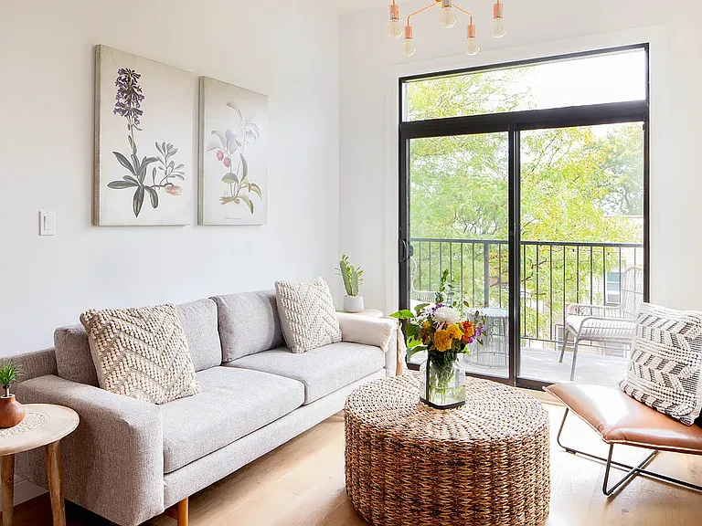 1370 Greene Ave #4 — Photo 8