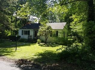 136 Lexington Ave, Dartmouth, MA 02747