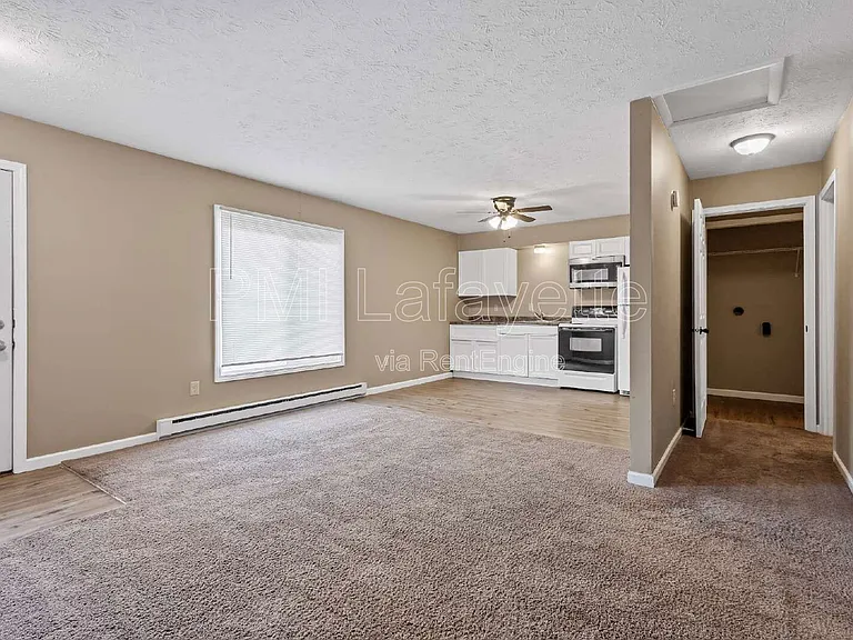 206 W Oxford St — Photo 8