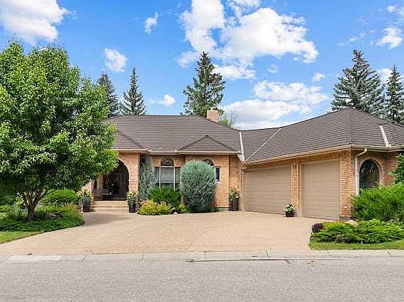 1st image of 39 S Baycrest Ct SW