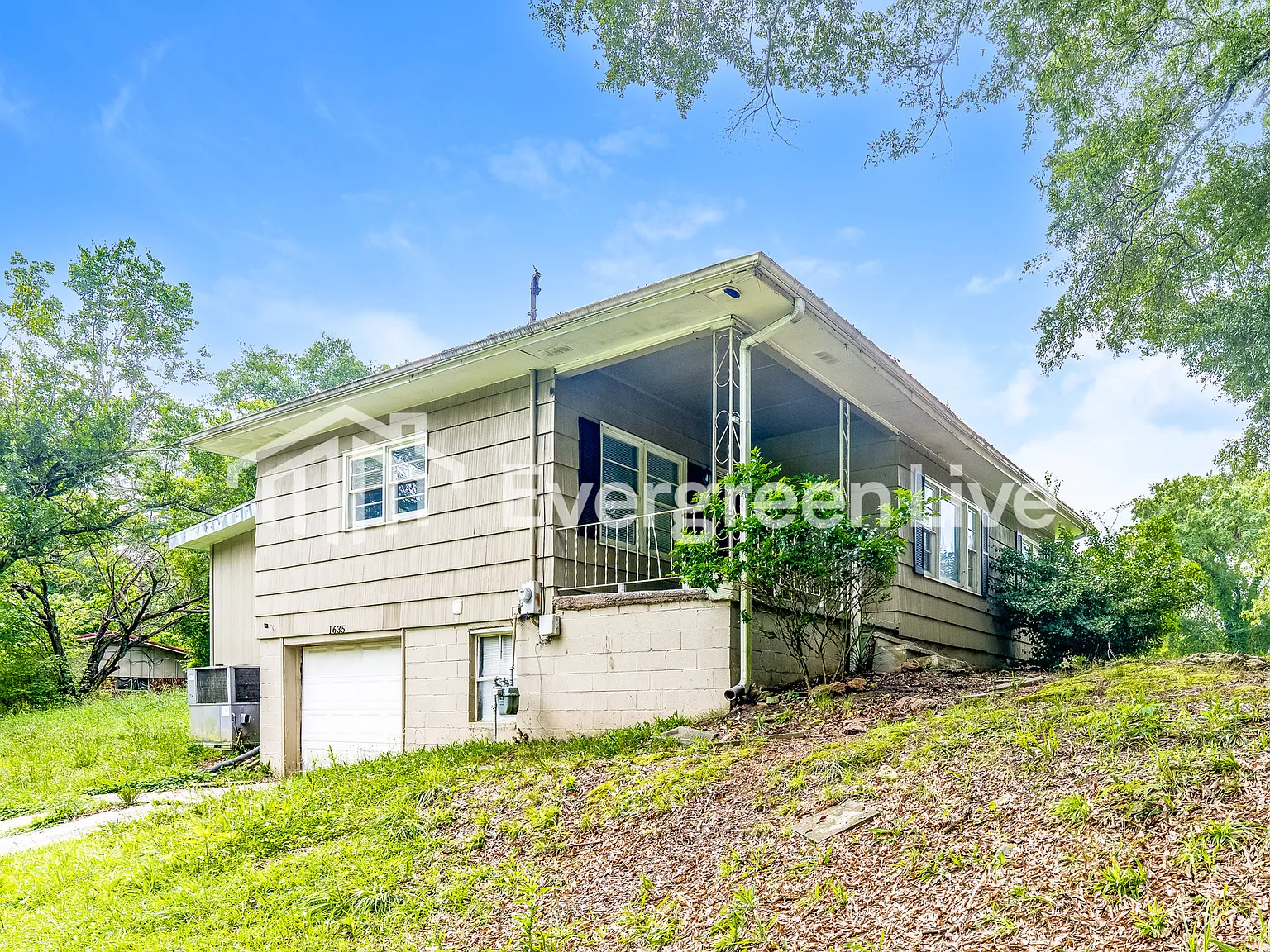 3 bed, 2.0 bath, 1506 sqft, $1,145 — Photo 2