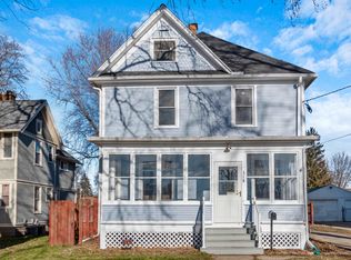 318 W Mackie St, Beaver Dam, WI 53916