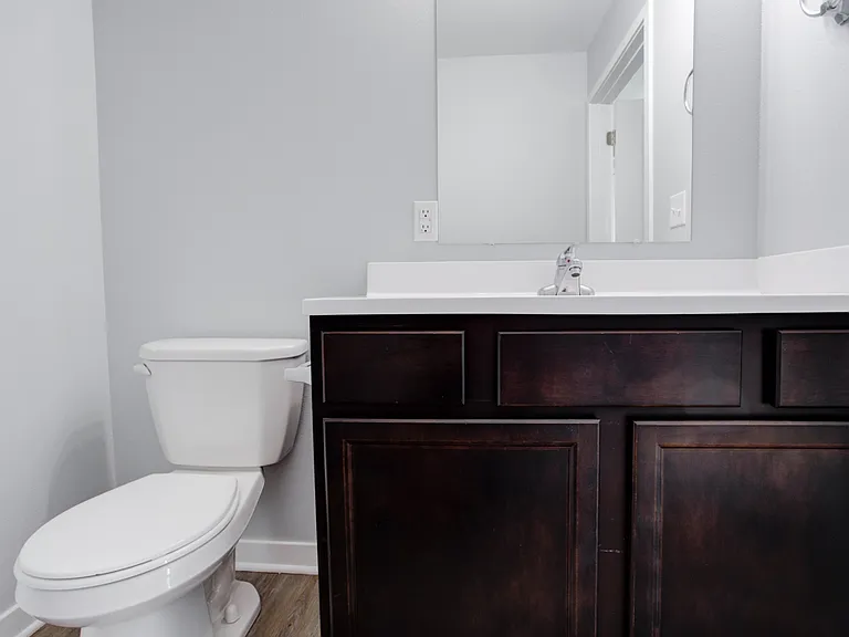 Cypress Point Apartments — Photo 30