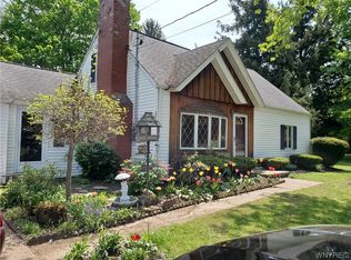 989 Clearvue Dr, Alden, NY 14004