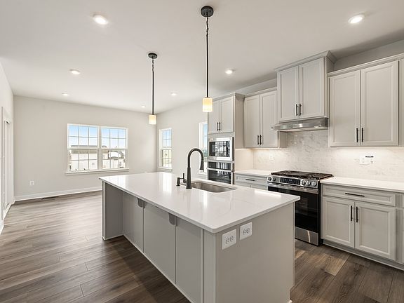 Cumberland with Finished Basement