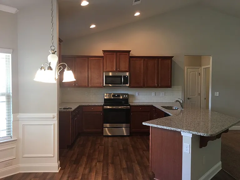 396 Angela Ln — Photo 2