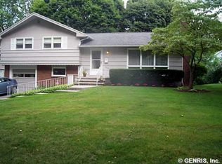 270 Yarmouth Rd, Rochester, NY 14610