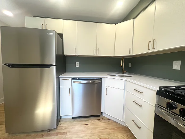 1946 N Palethorp St — Photo 2