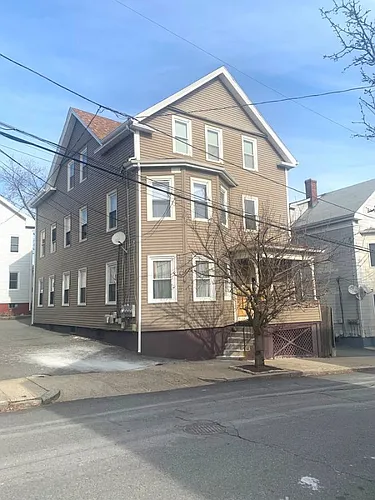 78 Preston St Photo 1