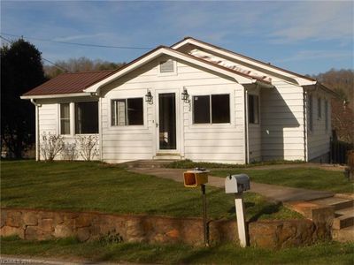 838 Oakdale Rd, Waynesville, NC, 28786