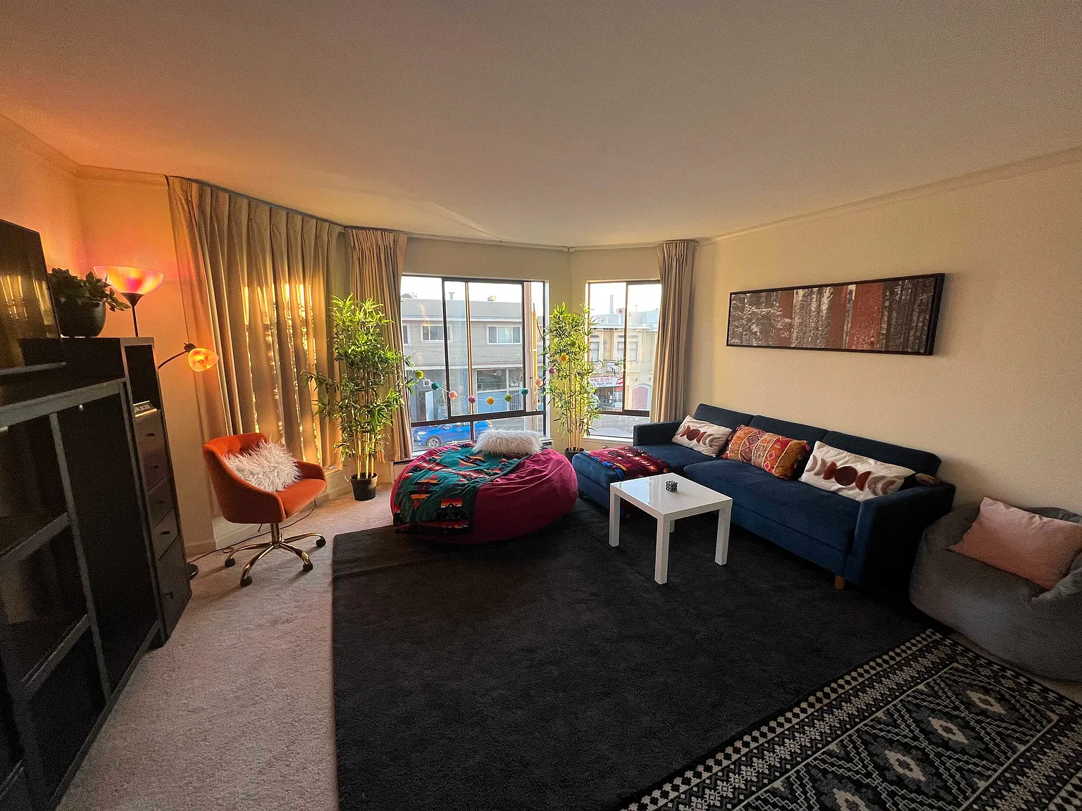 Master Bedroom/En Suite Bathroom - Inner Sunset, City of San Francisco — Photo 1