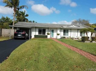 18521 SW 92nd Ct, Cutler Bay, FL 33157