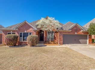 121 Maumelle Valley Dr, Maumelle, AR 72113