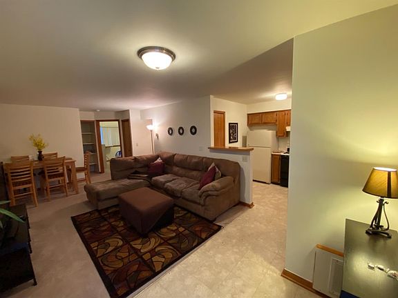 3rd image of 411 Ford Ave #101
