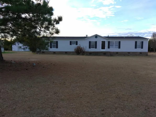 643 Townsends Chapel Rd, Pembroke, NC 28372