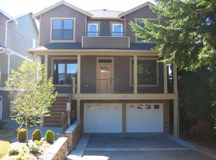 1061 NE 88th St, Seattle, WA 98115