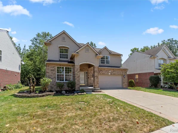 16409 Eastwind St, Romulus, MI 48174