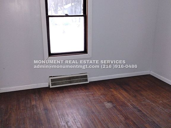 2nd image of 10506 Nelson Ave
