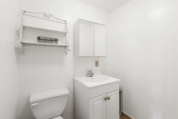 Sold by Keller Williams NYC | media 14