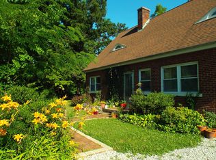 2813 S Illinois Ave #A, Carbondale, IL 62903