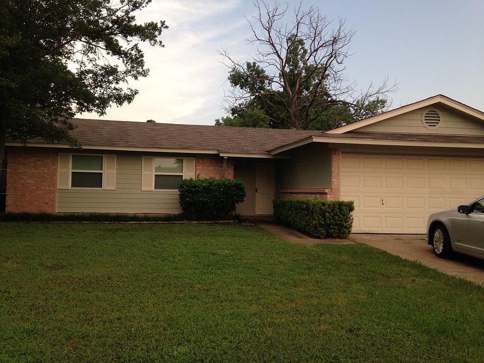 1st image of 1426 Archery Ln