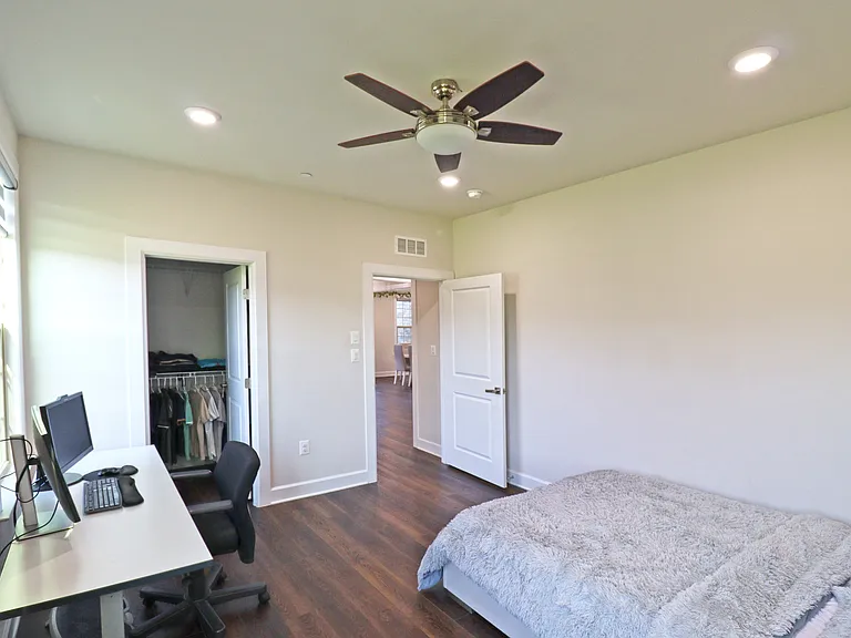 1040 Stepping Pl — Photo 42
