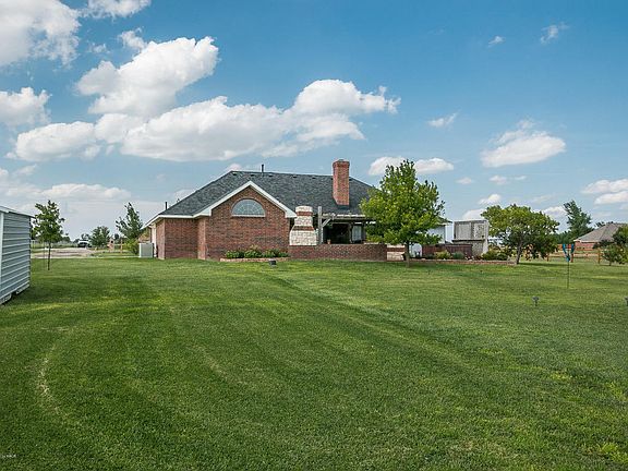 2nd image of 20201 Laramie Dr