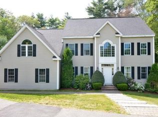 22 Noel Dr, Holliston, MA 01746