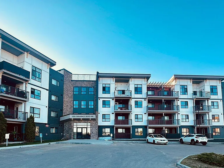 1506 Tamarack Blvd NW #320 — Photo 1