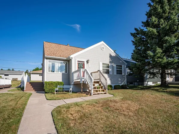 2223 W 22nd St, Duluth, MN 55811