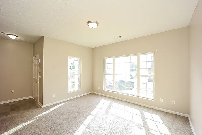 1701 Carrington Dr — Photo 2
