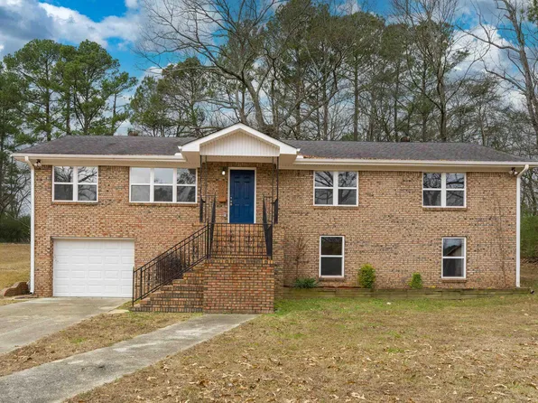 1928 Walker Dr, Fultondale, AL 35068