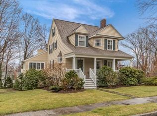 38 Hillcrest Rd, Reading, MA 01867