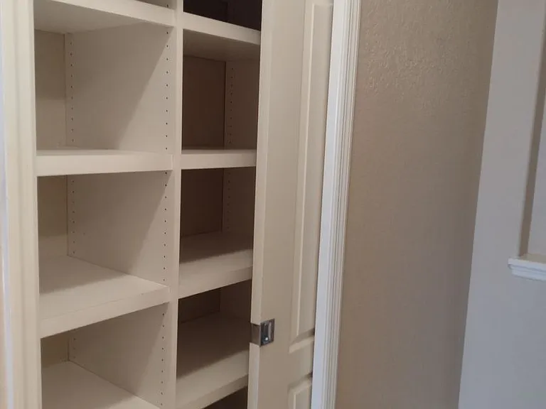 592 Dowling Cir — Photo 30