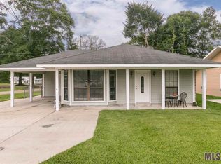 25597 Rosedown Dr, Denham Springs, LA 70726