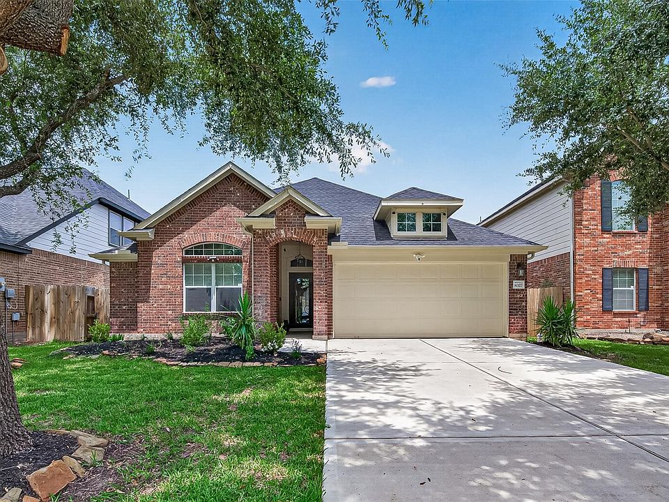 1st image of 8327 Dusty Canyon Ln
