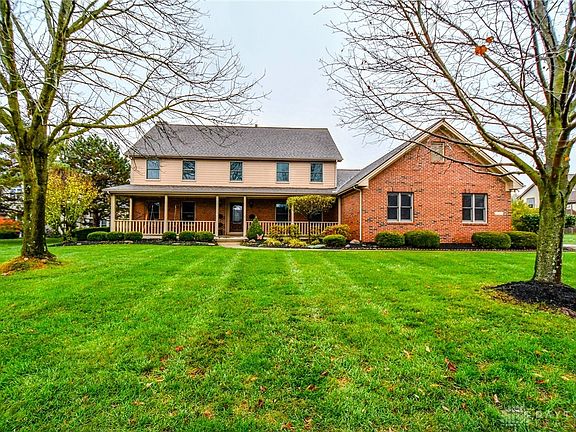 2nd image of 303 Southwood Trl