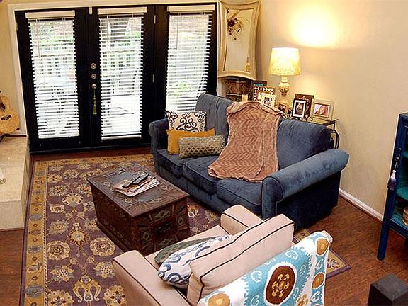 5th image of 6808 Eastridge Dr #7
