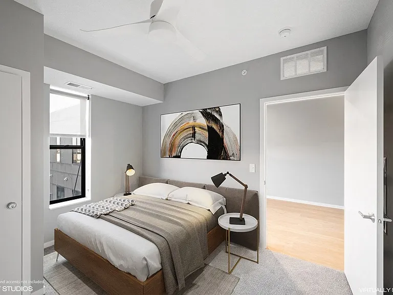 Lago Apartments — Photo 161